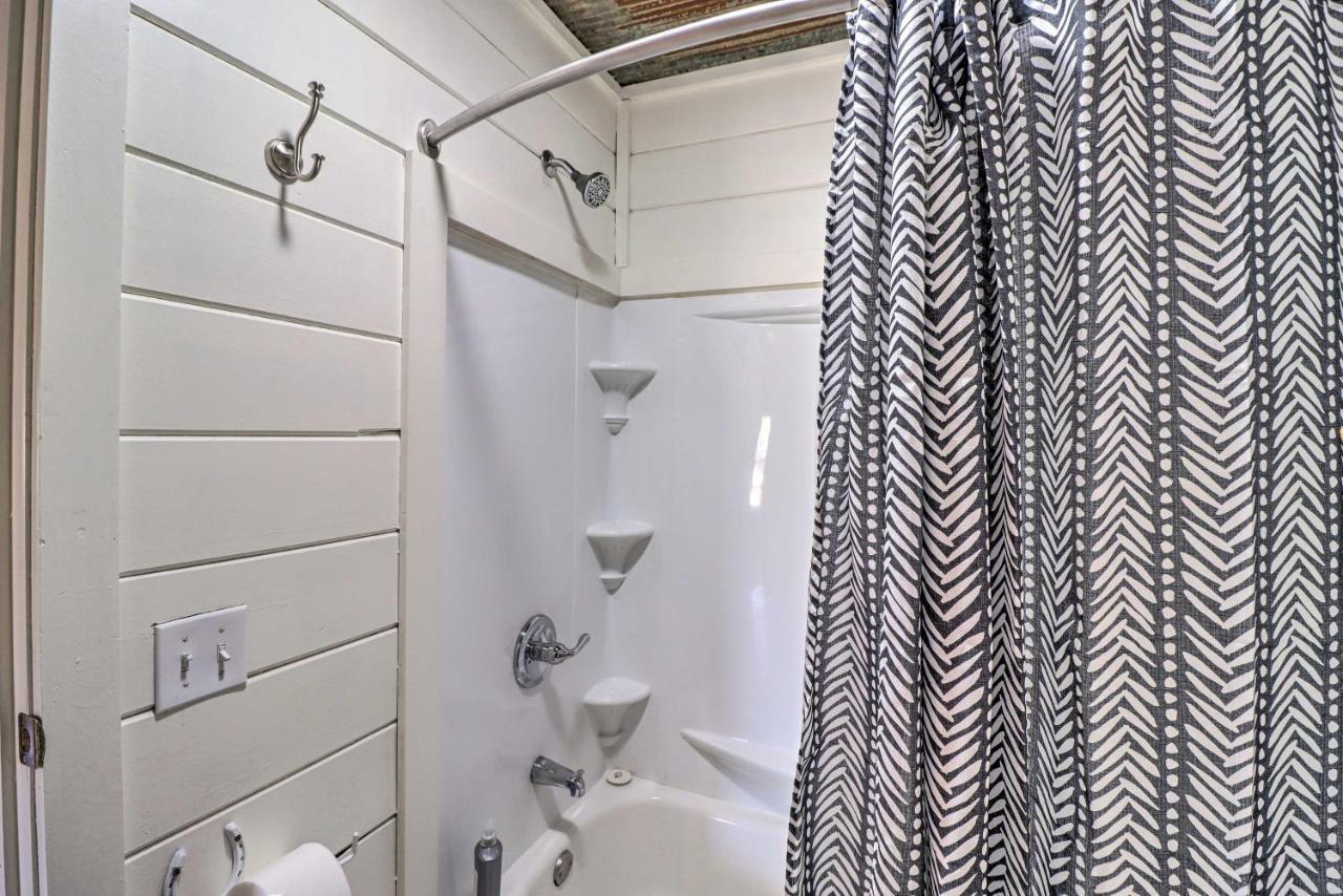 Cheery Pet-Friendly Studio With Shared Fire Pit Mountain View Exterior foto